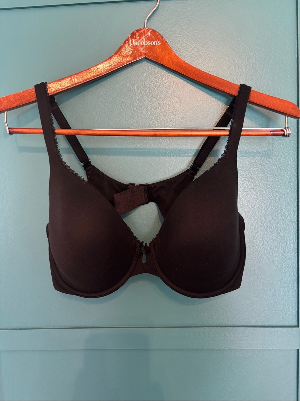 Victoria's Secret Black Body By Victoria Underwire Bra Size 38 D
